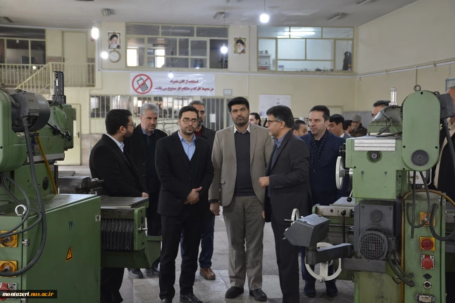 بازدید مدیرکل دفتر پشتیبانی امور فناوری وزارت علوم از حوزه‌های فناوری دانشگاه ملی مهارت مشهد 6