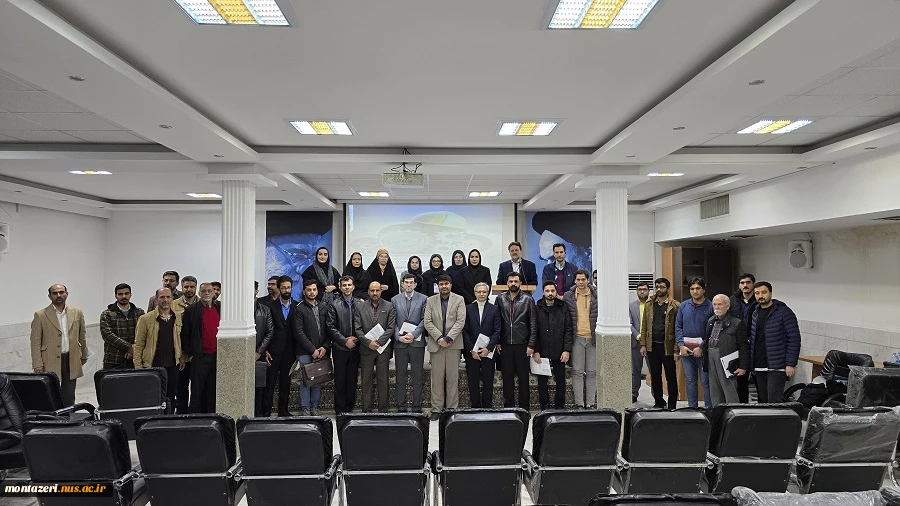 دکتر احمدی، سرپرست دانشگاه ملی مهارت واحد استان خراسان رضوی:

از لحاظ توان فنی و امکانات تا جایی که بتوانیم به صنعت کمک خواهیم کرد 3