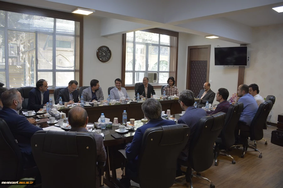 دیدار انجمن تولیدکنندگان تجهیزات پزشکی با مسئولان دانشگاه ملی مهارت خراسان رضوی 7