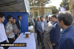 بازدید هیأت رئیسه و مسئولان از غرفه‌های دانشجویی دانشکده منتظری هم‌زمان با آغاز سال تحصیلی 5