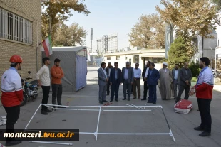 بازدید هیأت رئیسه و مسئولان از غرفه‌های دانشجویی دانشکده منتظری هم‌زمان با آغاز سال تحصیلی 6