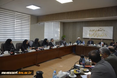 جلسه هیئت رئیسه دانشگاه ملی مهارت با روسای مراکز استان خراسان رضوی 7