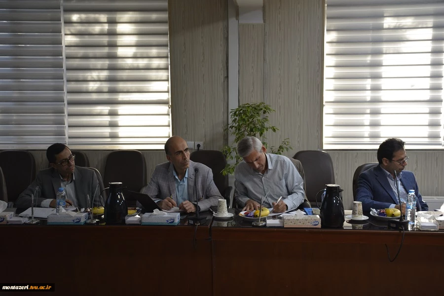 اجلاس معاونین پژوهشی و دفاتر ارتباط با جامعه و صنعت دانشگاه های خراسان بزرگ 4