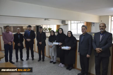 تجلیل از بانوان همکار حوزه آموزش دانشکده به مناسبت میلاد حضرت زهرا(س) و روز زن 3