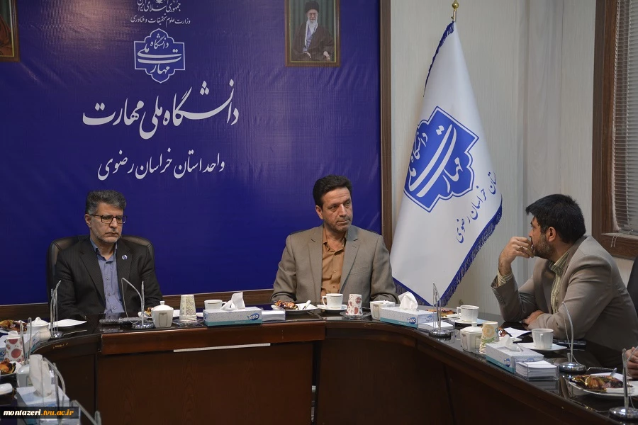 بازدید مسئولان سازمان هواشناسی خراسان رضوی از دانشگاه ملی مهارت استان و مرکز رشد 6