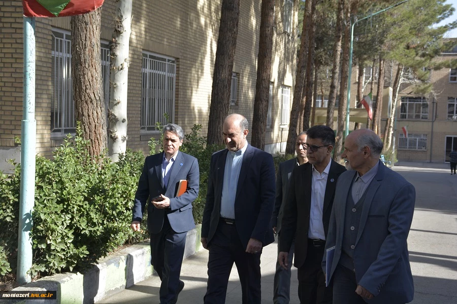 بازگشت به خاطرات؛ دیدار صمیمانه دکتر قامتی با اساتید خود در دانشکده منتظری پس از ۳۸ سال 9