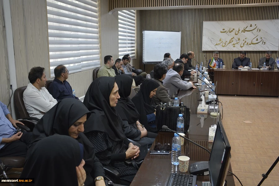 تأکید نماینده مشهد و کلات بر پیگیری افزایش حقوق کارکنان دانشگاه‌ها 6