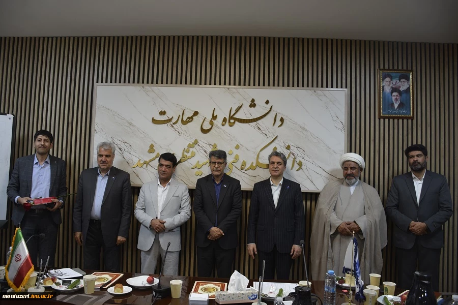 آیین تجلیل از سرآمدان آموزشی دانشگاه ملی مهارت واحد استانی خراسان رضوی 6