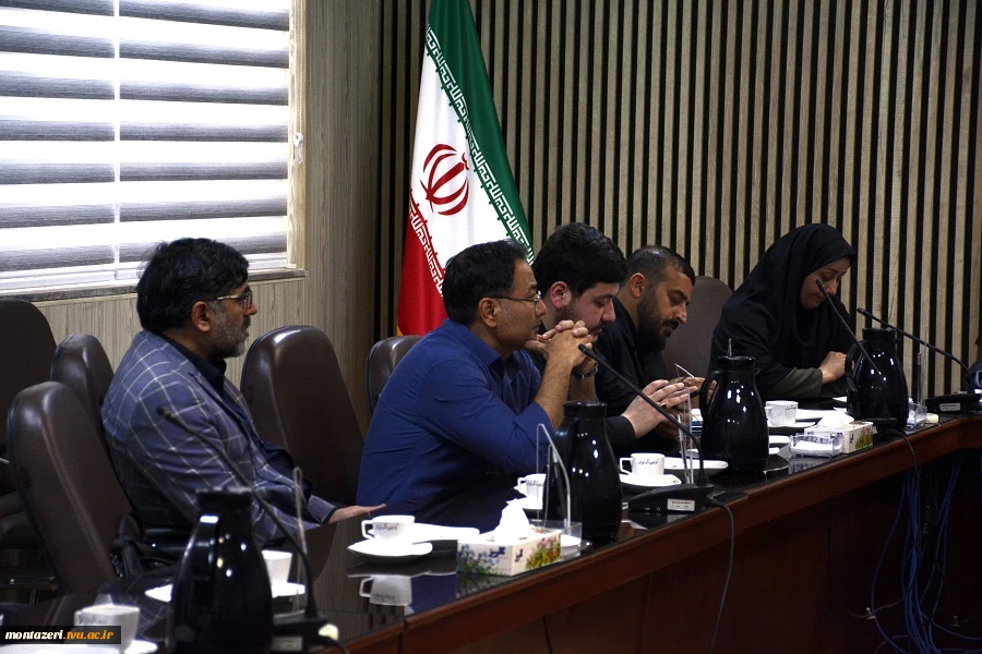برگزاری نشست های هماهنگی ستاد مراسم تشییع پیکر رهبر شهید در دانشگاه ملی مهارت خراسان رضوی 5