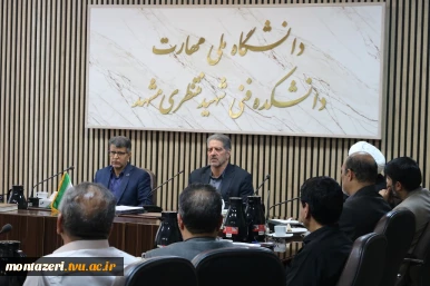 رئیس دانشگاه ملی مهارت بر استفاده حداکثری از ظرفیت دانشگاه برای میزبانی شایسته از زائران مراسم تشییع آقای شهید ایران تاکید کرد. 8