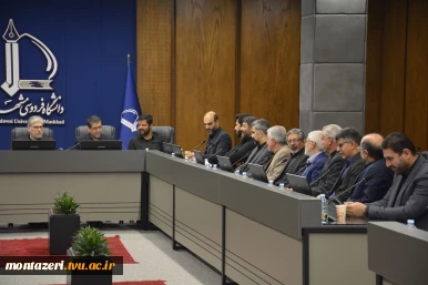 حضور دکتر سعید احمدی در کنار مقام عالی وزارت در جلسه کمیته دانشگاهیان ستاد برگزاری مراسم وداع، تشییع و تدفین آقای شهید ایران 2