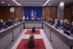 حضور دکتر سعید احمدی در کنار مقام عالی وزارت در جلسه کمیته دانشگاهیان ستاد برگزاری مراسم وداع، تشییع و تدفین آقای شهید ایران 5