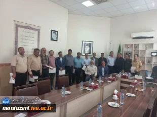 گرامیداشت روز کارمند با حضور رئیس دانشگاه ملی مهارت خراسان رضوی در ساختمان ثامن الحجج(ع) 3