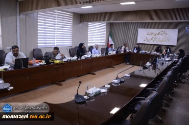 برگزاری کارگروه بررسی پرونده همکاران مراکز برای ارتقای رتبه 2