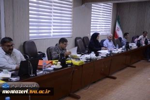 برگزاری کارگروه بررسی پرونده همکاران مراکز برای ارتقای رتبه 3