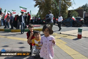 دانشکده شهید منتظری مشهد میزبان امتداد «زنجیره انسانی جان‌فدا» در حمایت از میهن و ایران 4