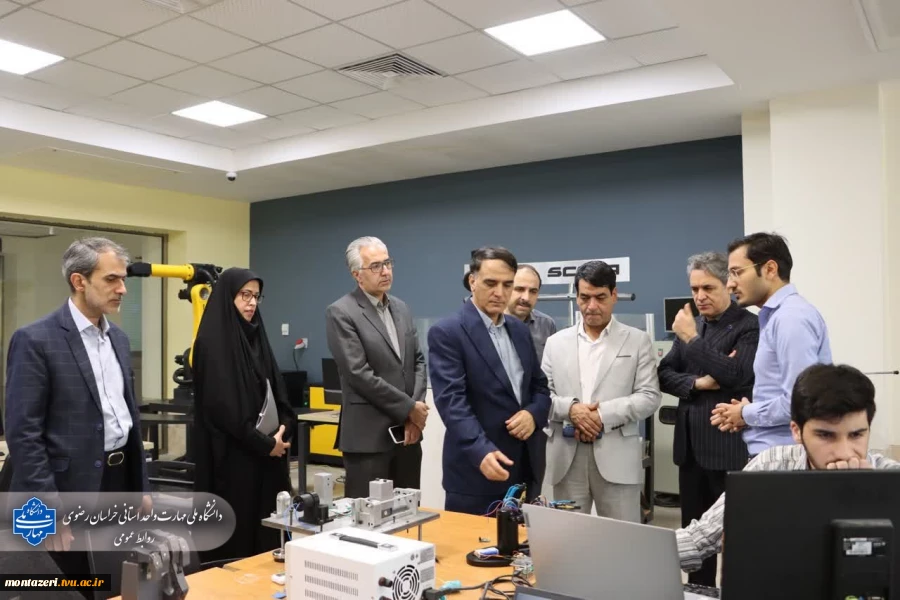 گامی دیگر در مسیر توسعه همکاری‌های علمی و مهارتی؛ بازدید مسئولان دانشگاه ملی مهارت از دانشکده مهندسی دانشگاه فردوسی مشهد 3