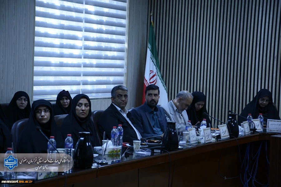 تجلیل از دانشگاهیان خانواده‌های شهدا، جانبازان و ایثارگران دانشگاه ملی مهارت در مشهد 6